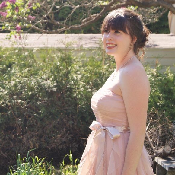 Le Chateau Champagne Glitter Formal Dress - Size 7 - Picture 6 of 6